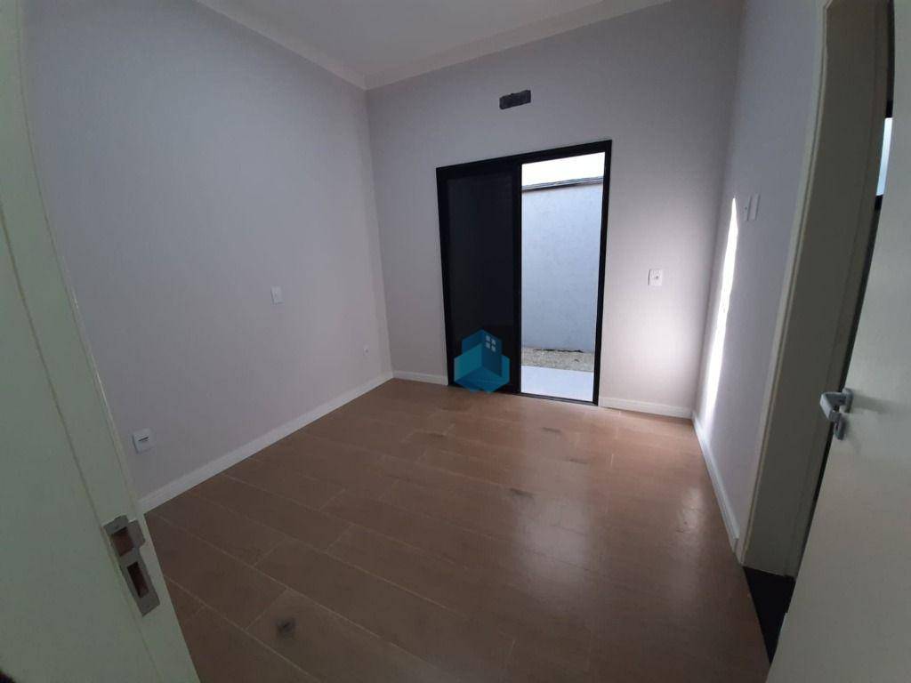 Casa à venda com 3 quartos, 184m² - Foto 29