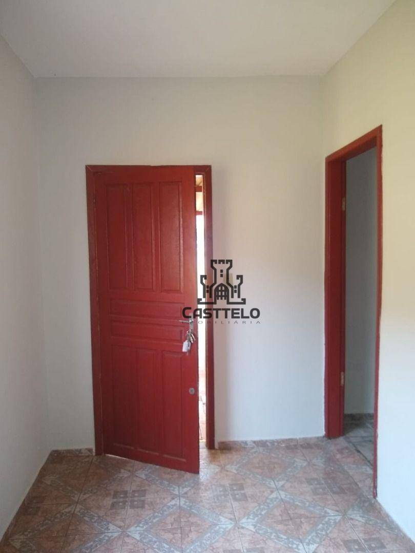 Casa à venda com 3 quartos, 95m² - Foto 7