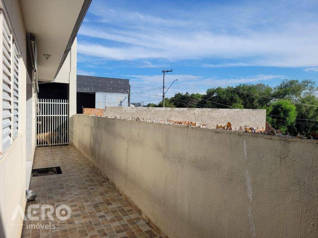 Casa à venda com 2 quartos, 156m² - Foto 25