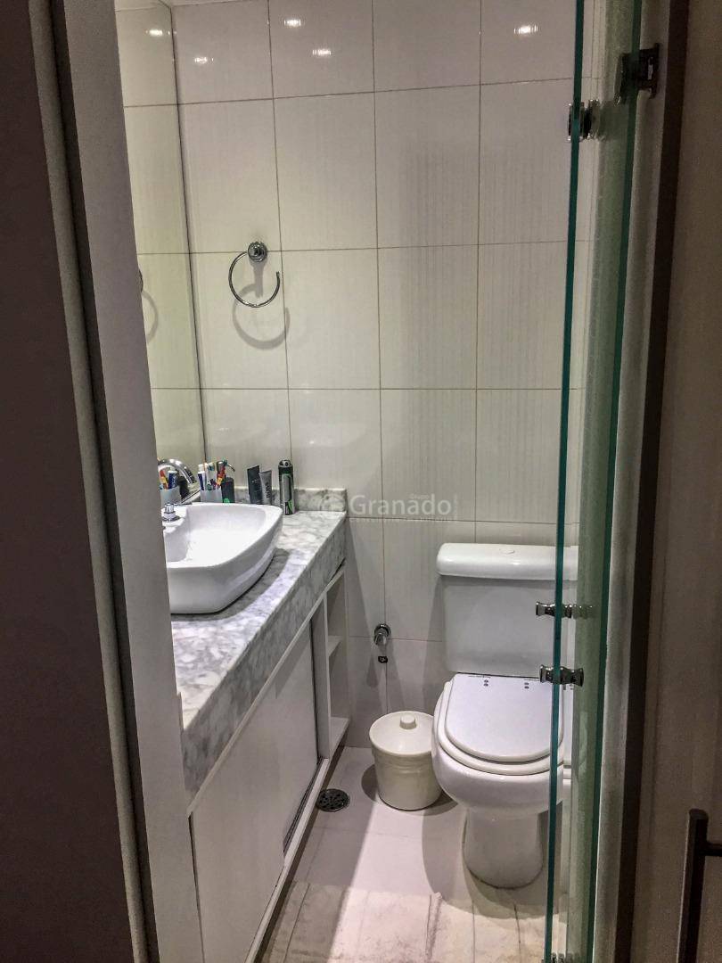 Apartamento à venda com 3 quartos, 82m² - Foto 3