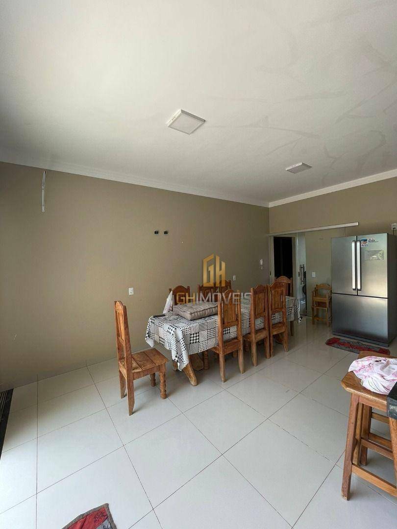 Casa à venda com 3 quartos, 152m² - Foto 14