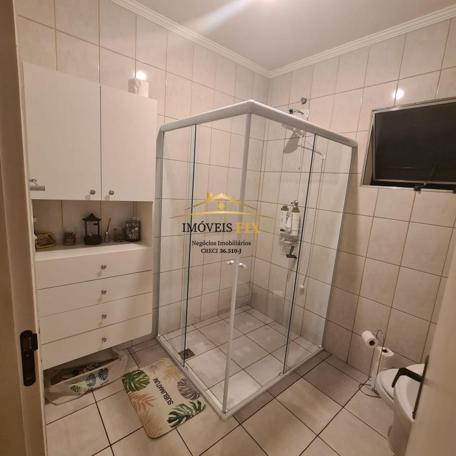 Casa à venda com 3 quartos, 210m² - Foto 25