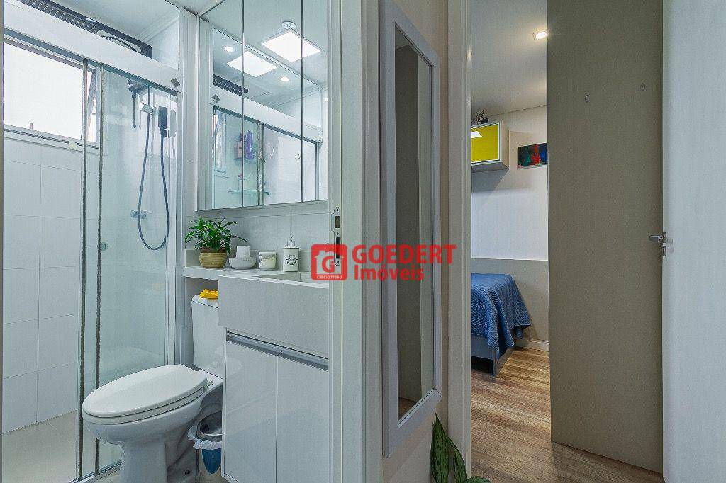 Apartamento à venda com 2 quartos, 44m² - Foto 12