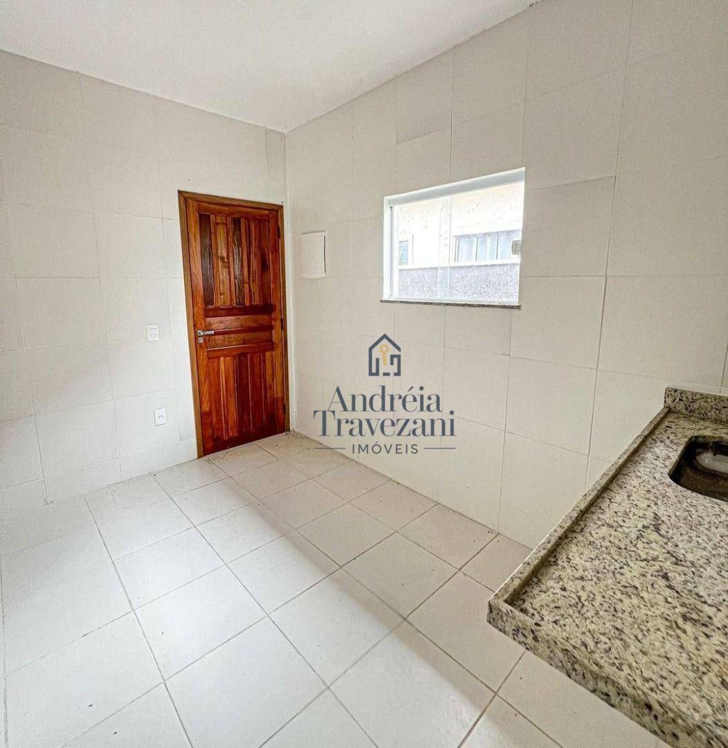 Casa de Condomínio à venda com 2 quartos, 75m² - Foto 2