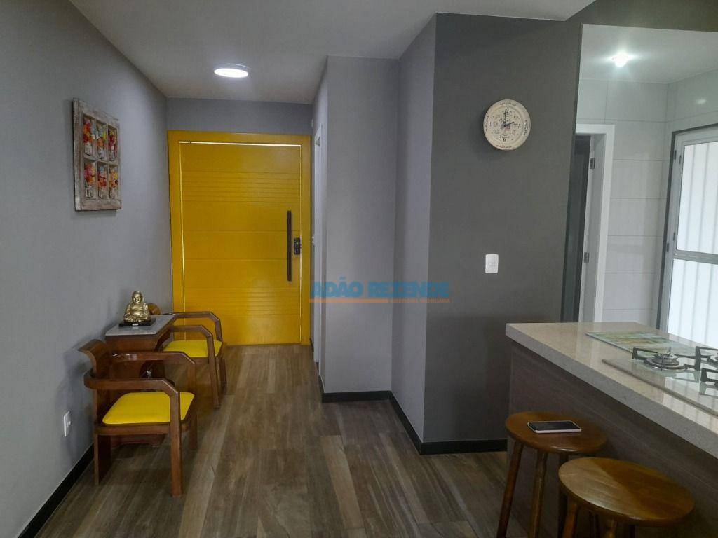 Casa de Condomínio à venda com 4 quartos, 300m² - Foto 10