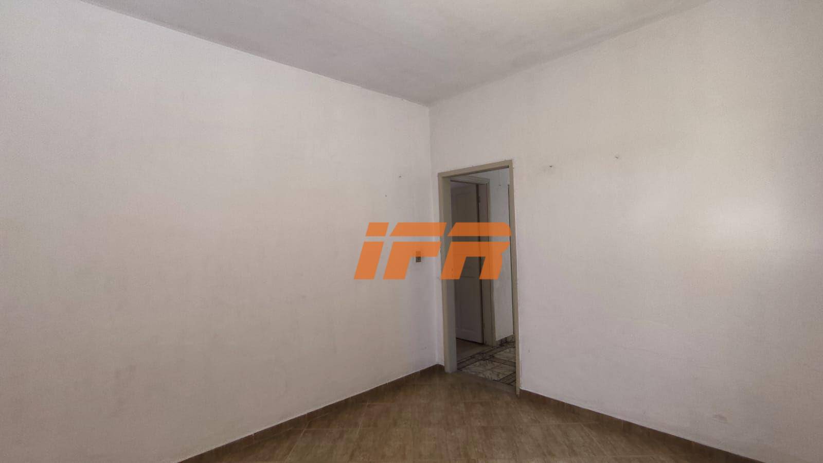 Casa à venda com 2 quartos, 170m² - Foto 22