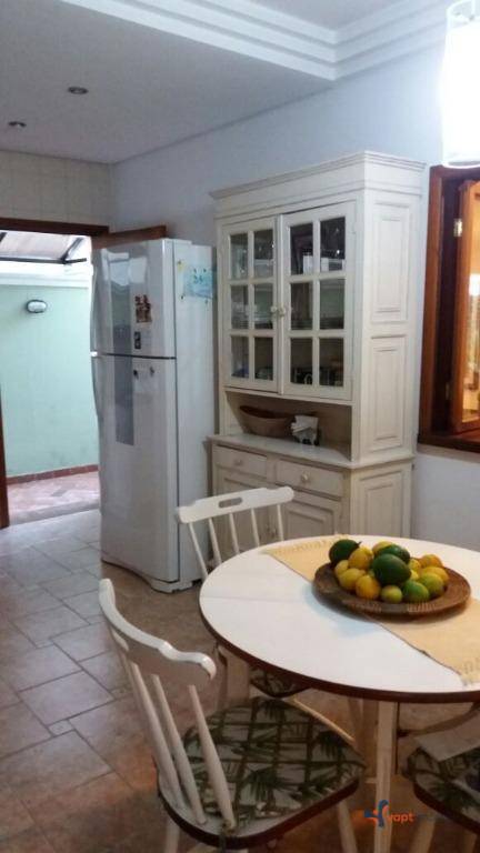 Sobrado à venda com 3 quartos, 303m² - Foto 19