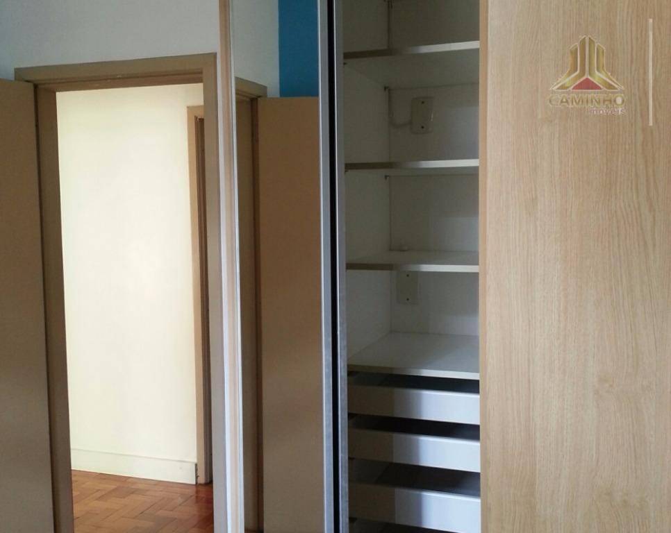 Casa à venda com 3 quartos, 320m² - Foto 14