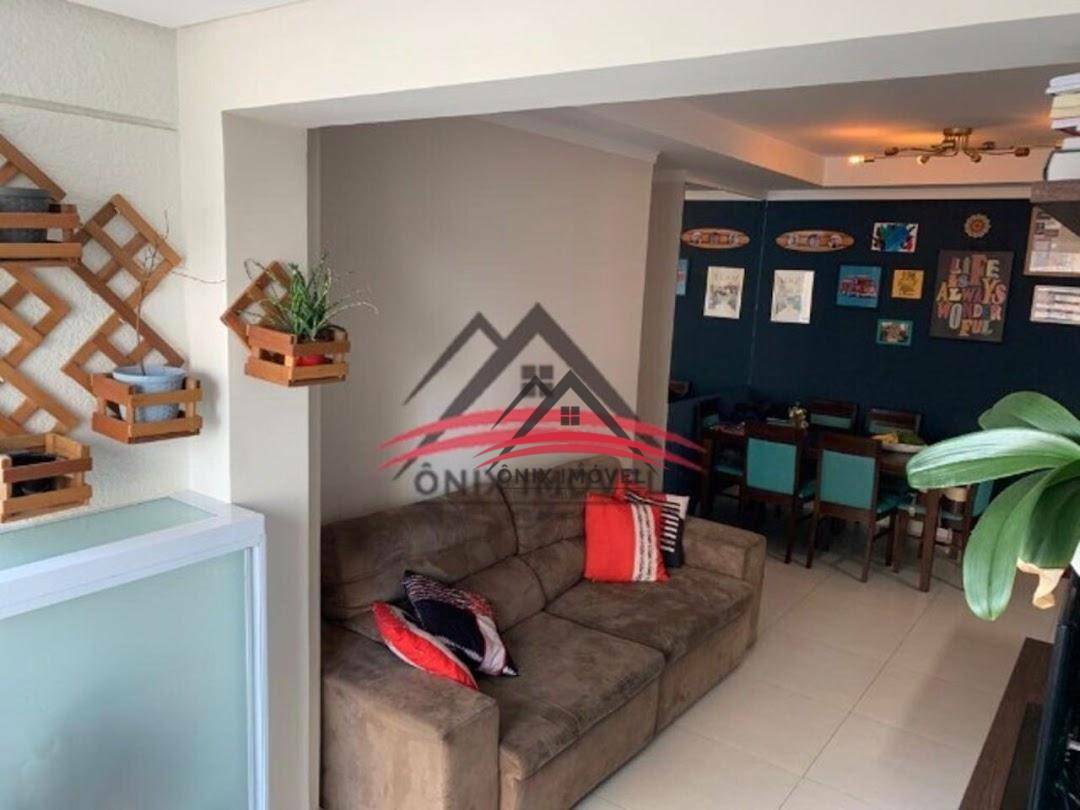 Apartamento à venda com 2 quartos, 67m² - Foto 11