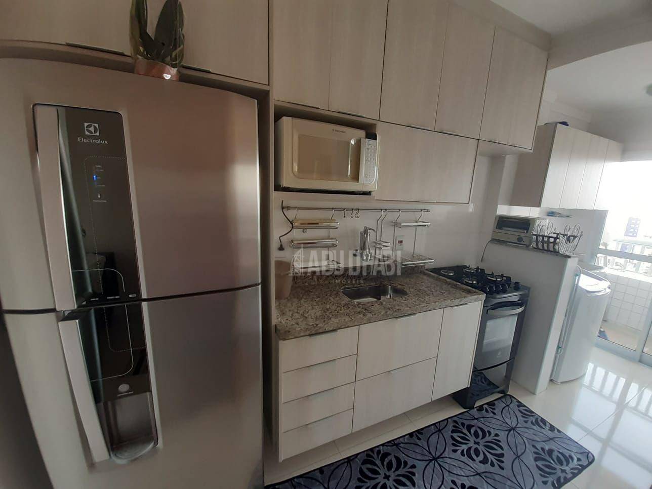 Apartamento à venda com 2 quartos, 64m² - Foto 11