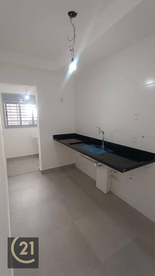 Apartamento à venda com 3 quartos, 100m² - Foto 11