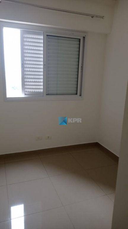 Apartamento para alugar com 3 quartos, 102m² - Foto 10