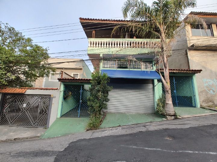 Sobrado à venda com 3 quartos, 270m² - Foto 1