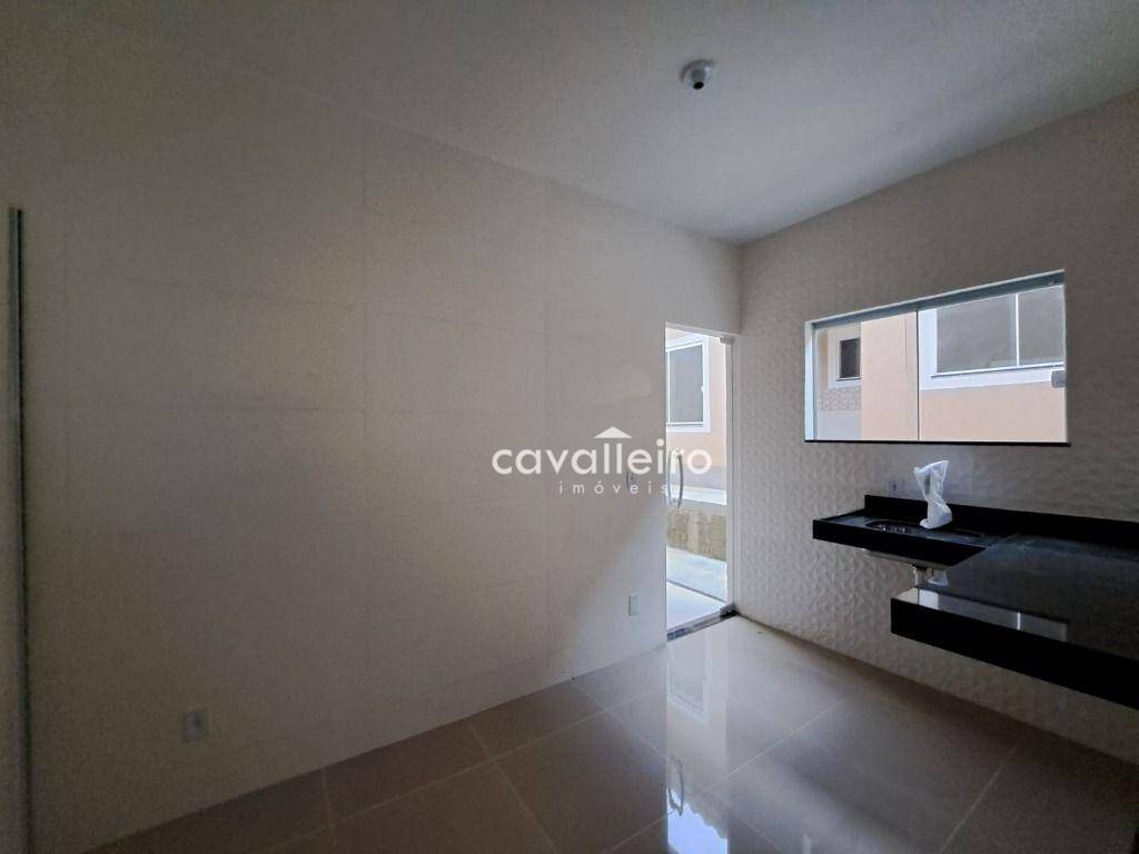 Casa à venda com 2 quartos, 80m² - Foto 11