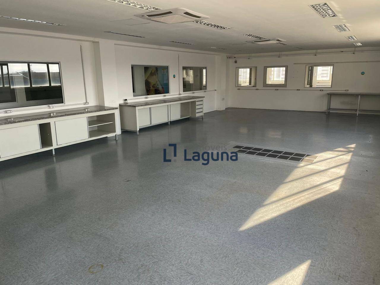 Prédio Inteiro para alugar, 2100m² - Foto 14