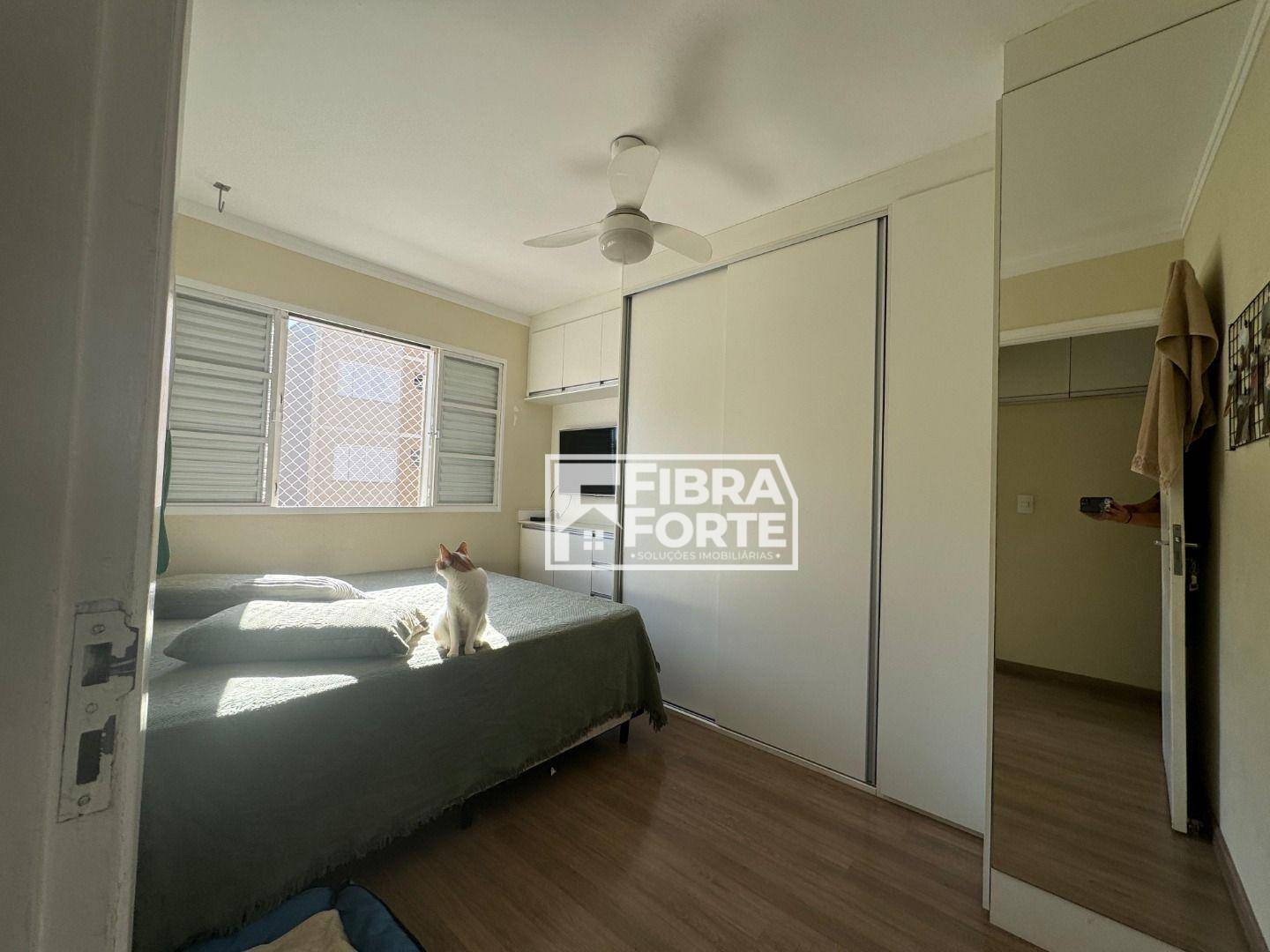 Apartamento à venda com 3 quartos, 74m² - Foto 11