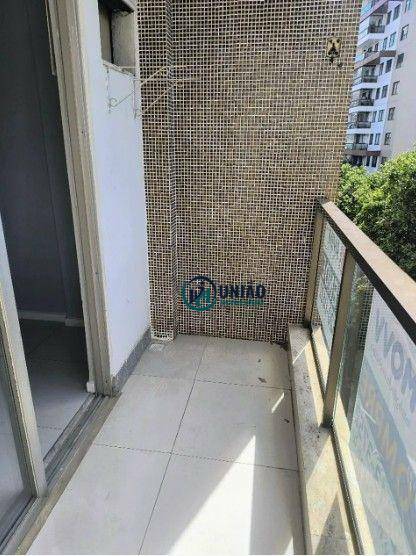 Apartamento à venda com 2 quartos, 72m² - Foto 9