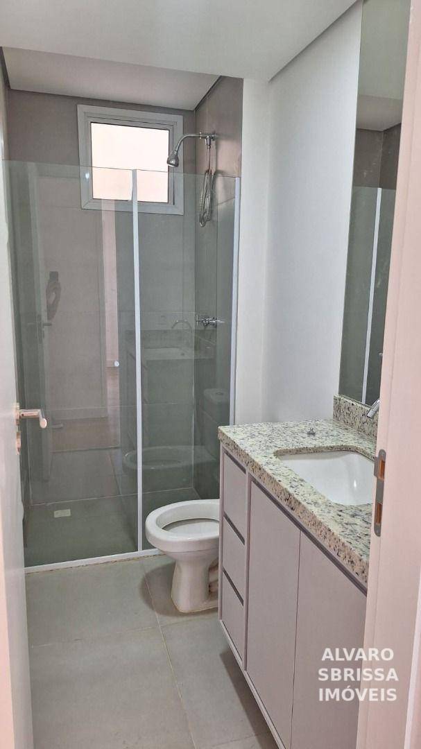 Apartamento para alugar com 3 quartos, 85m² - Foto 12