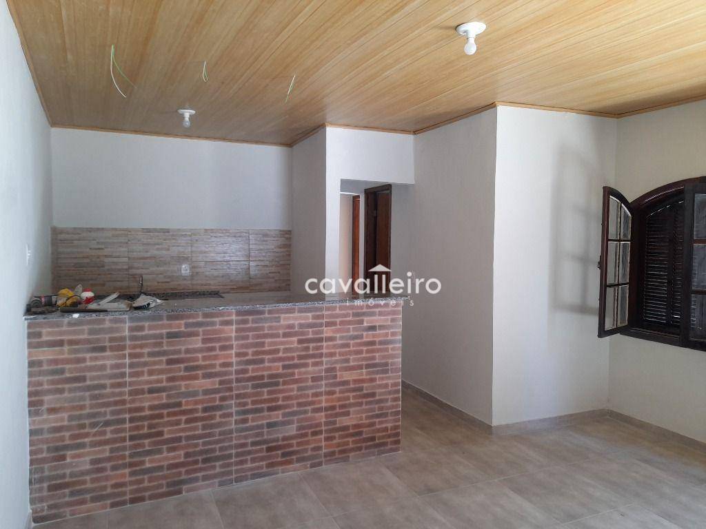 Casa à venda com 2 quartos, 61m² - Foto 4