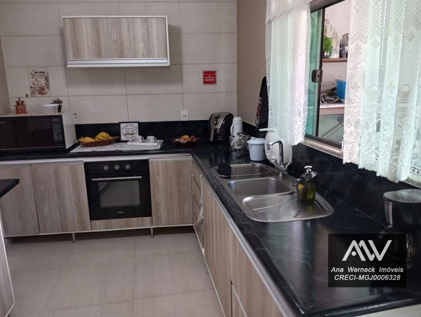 Casa à venda com 4 quartos, 280m² - Foto 15