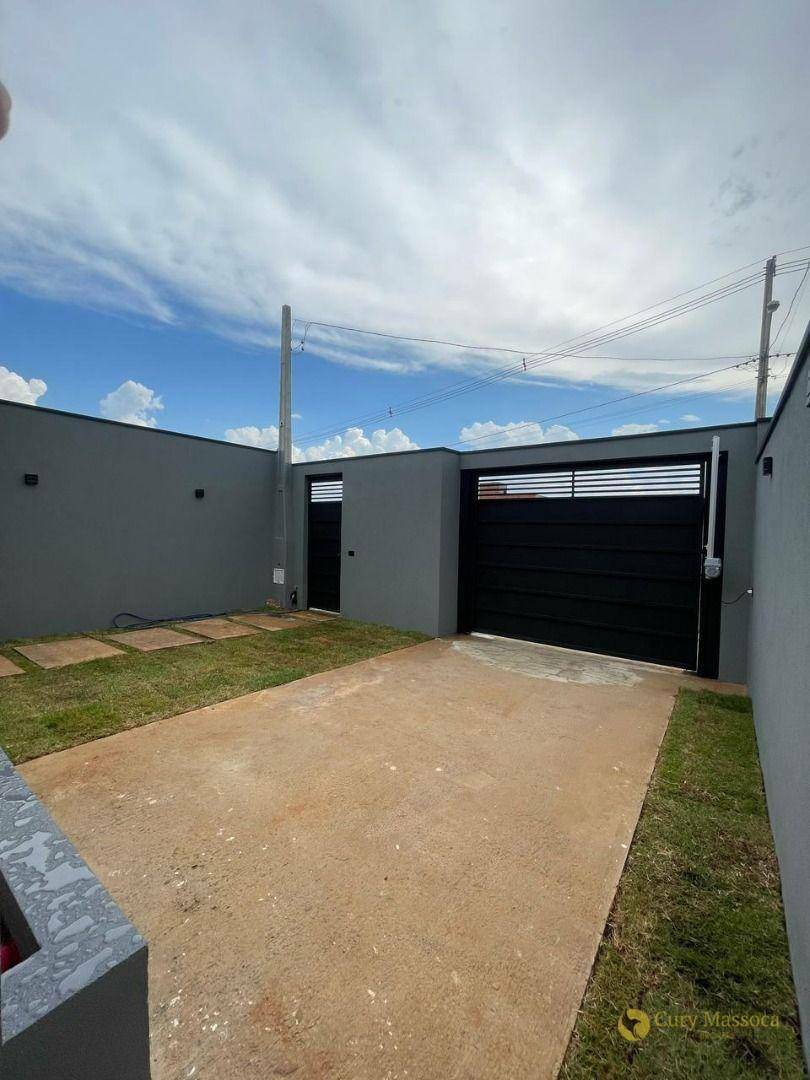 Casa à venda com 2 quartos, 70m² - Foto 9