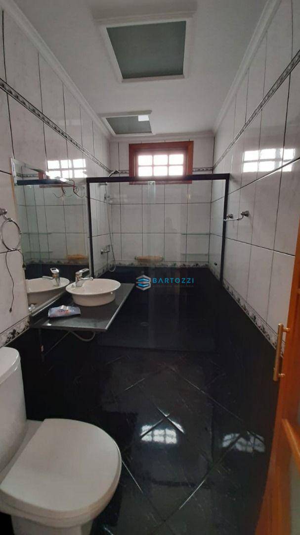 Sobrado à venda com 4 quartos, 373m² - Foto 32