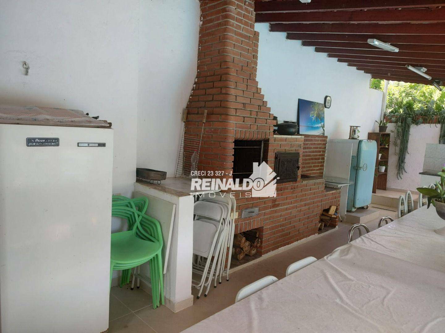 Chácara à venda com 4 quartos, 121m² - Foto 8