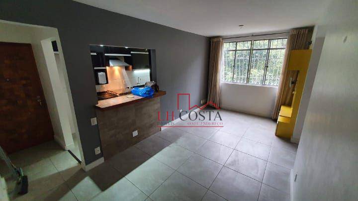 Apartamento à venda com 2 quartos, 65m² - Foto 1