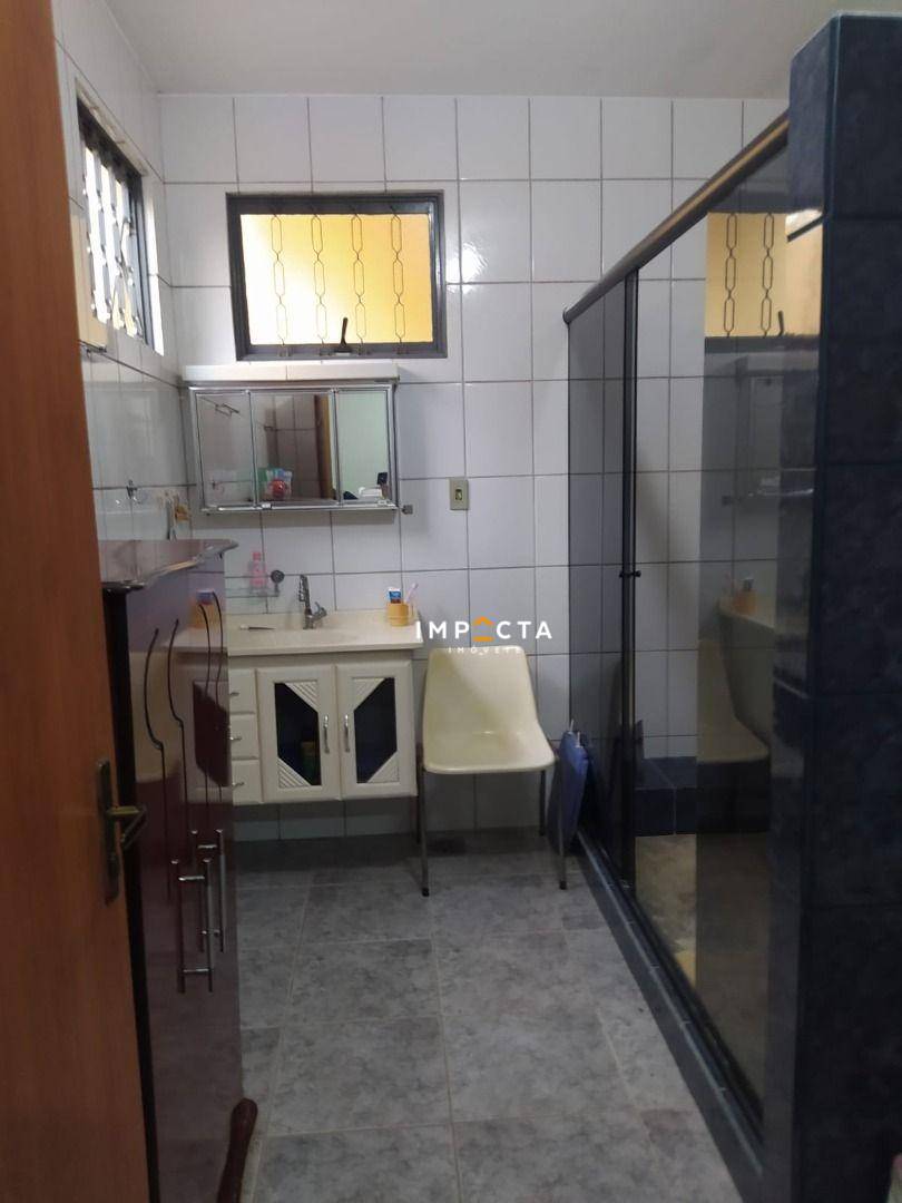Casa à venda com 3 quartos, 184m² - Foto 13