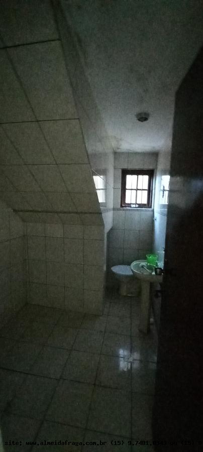 Casa para alugar com 5 quartos, 300m² - Foto 10