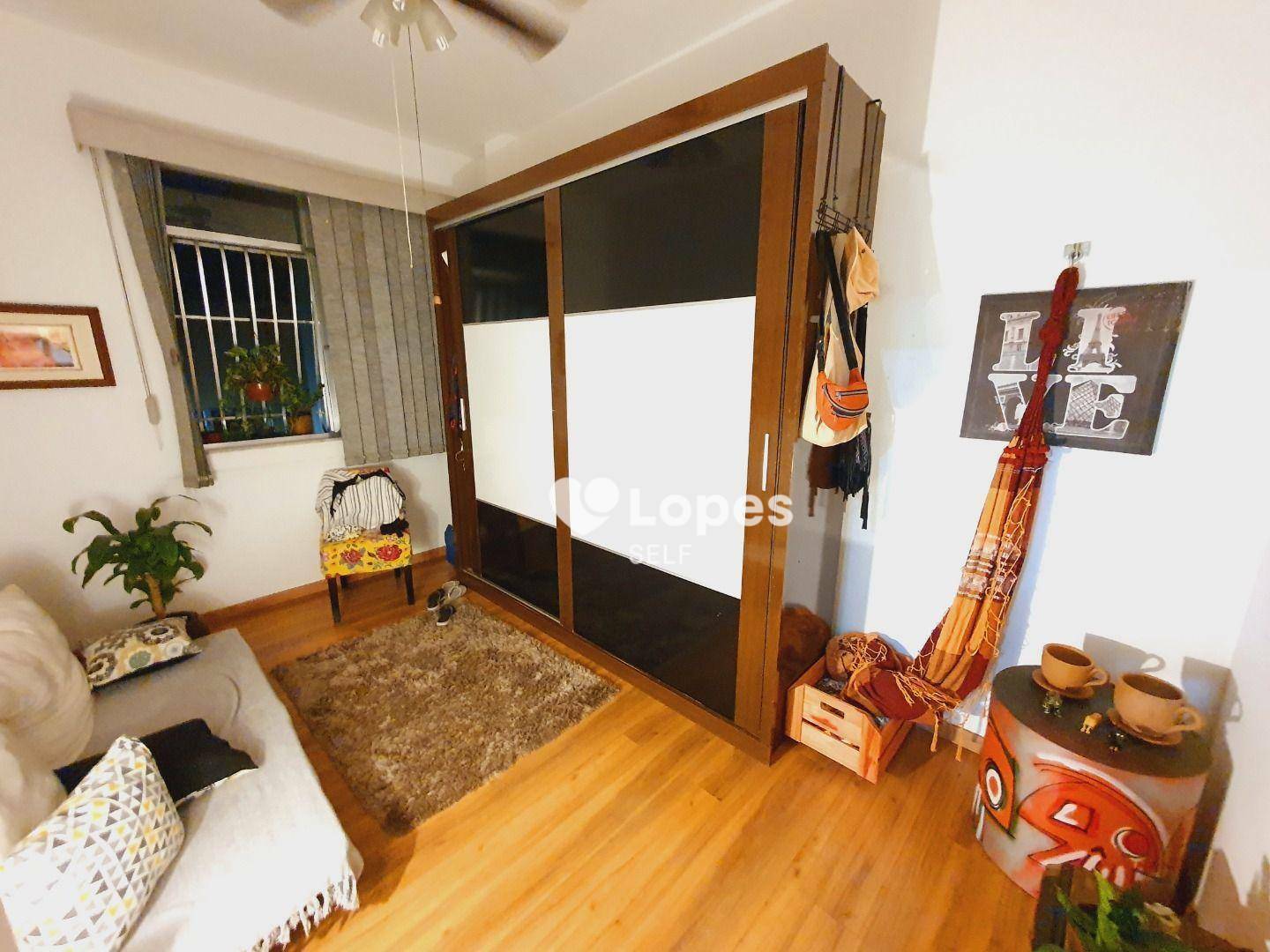 Apartamento à venda com 2 quartos, 70m² - Foto 5