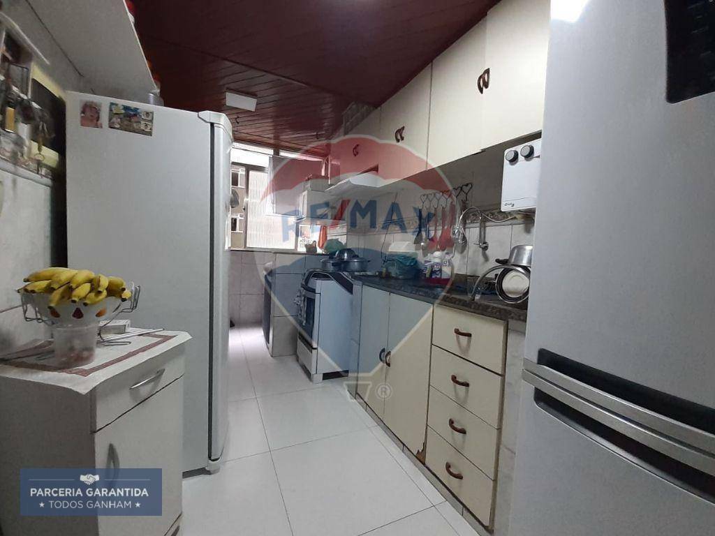 Apartamento à venda com 3 quartos, 90m² - Foto 13