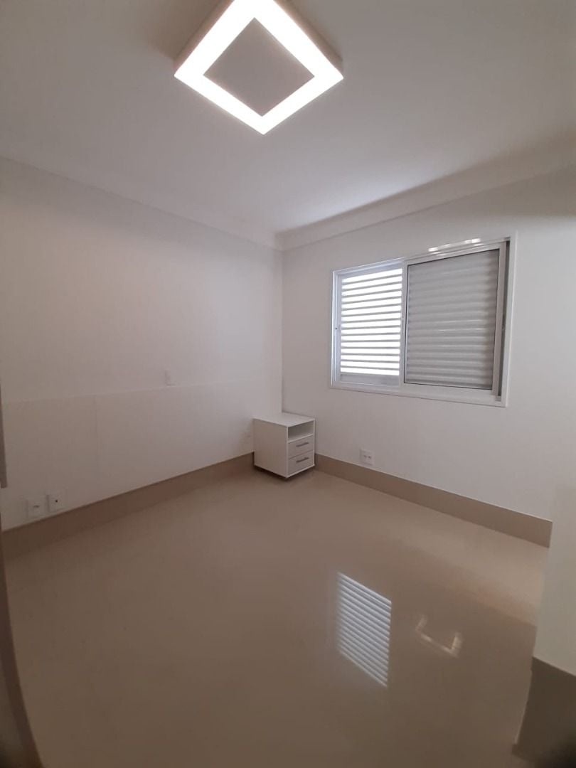 Apartamento à venda com 3 quartos, 220m² - Foto 14