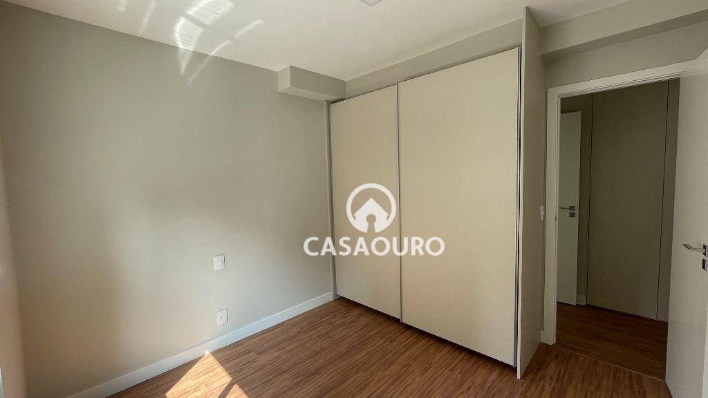 Apartamento para alugar com 3 quartos, 115m² - Foto 15