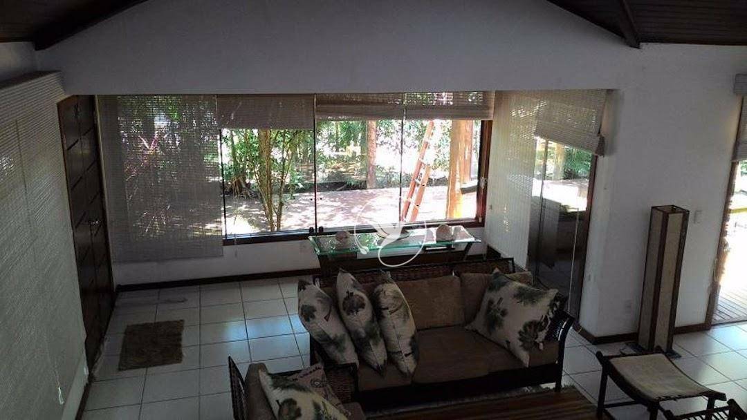 Casa de Condomínio à venda com 4 quartos, 250m² - Foto 19