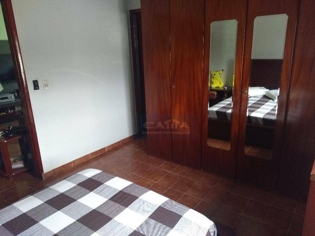 Casa à venda com 5 quartos, 204m² - Foto 12