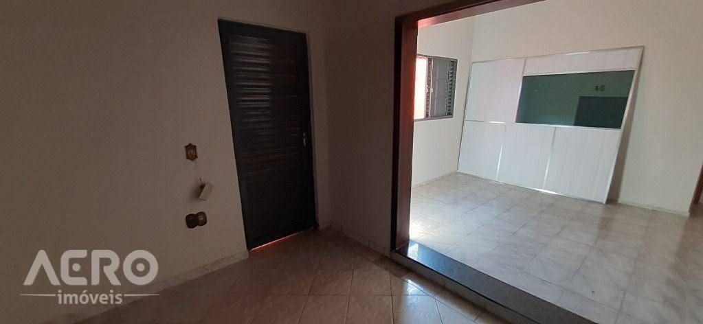 Casa à venda com 3 quartos, 120m² - Foto 17