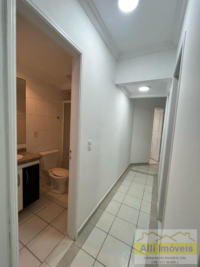 Apartamento para alugar com 3 quartos, 85m² - Foto 11