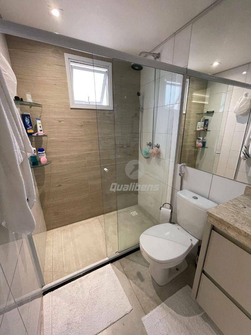 Apartamento à venda com 3 quartos, 218m² - Foto 51