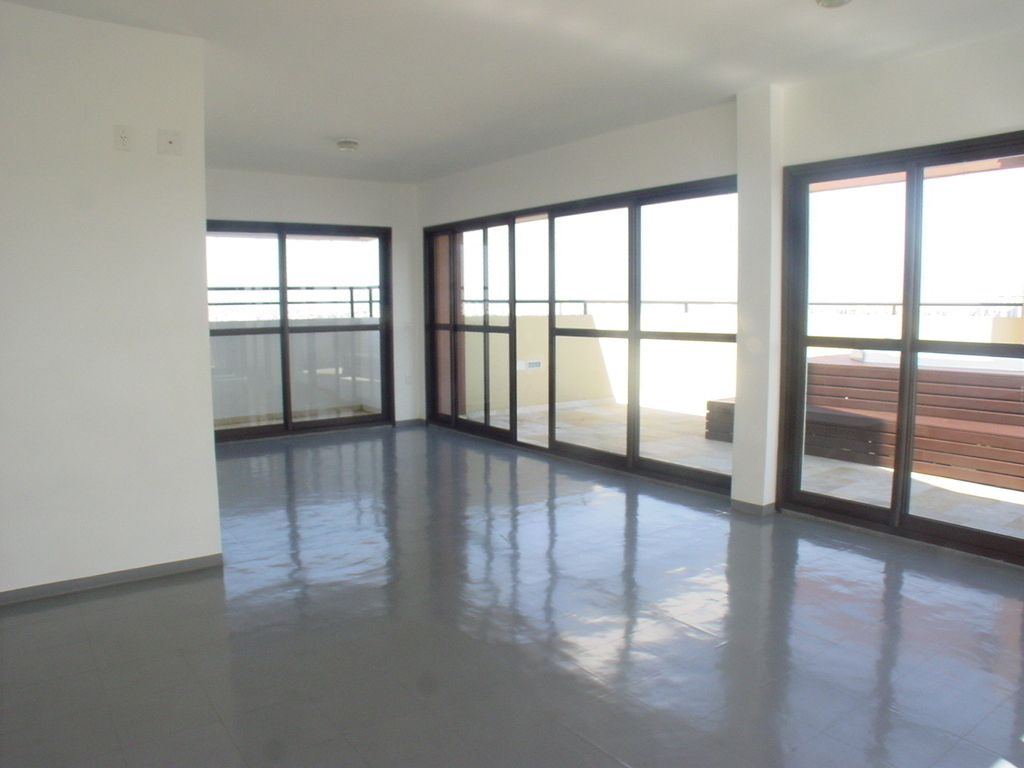 Apartamento à venda com 2 quartos, 67m² - Foto 18