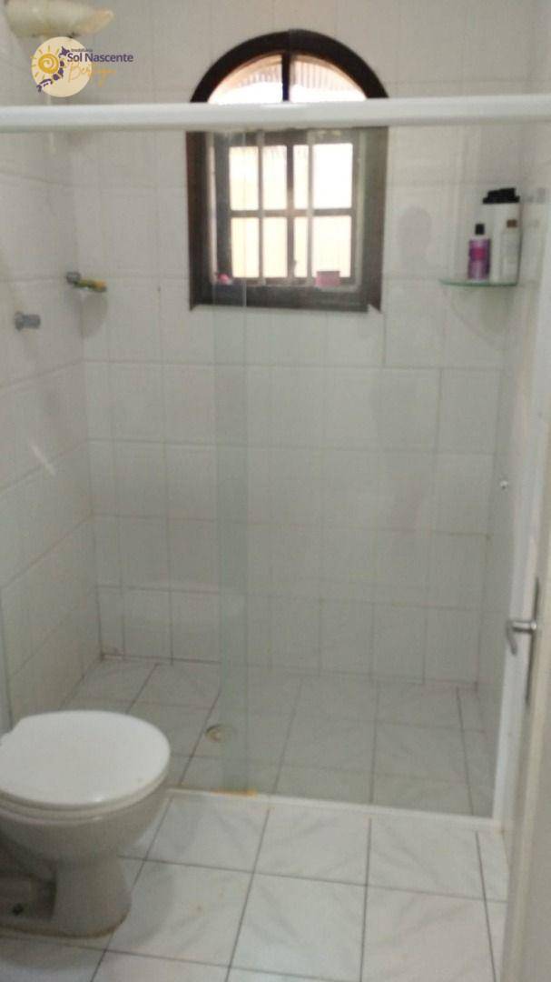 Casa à venda com 3 quartos, 150m² - Foto 3