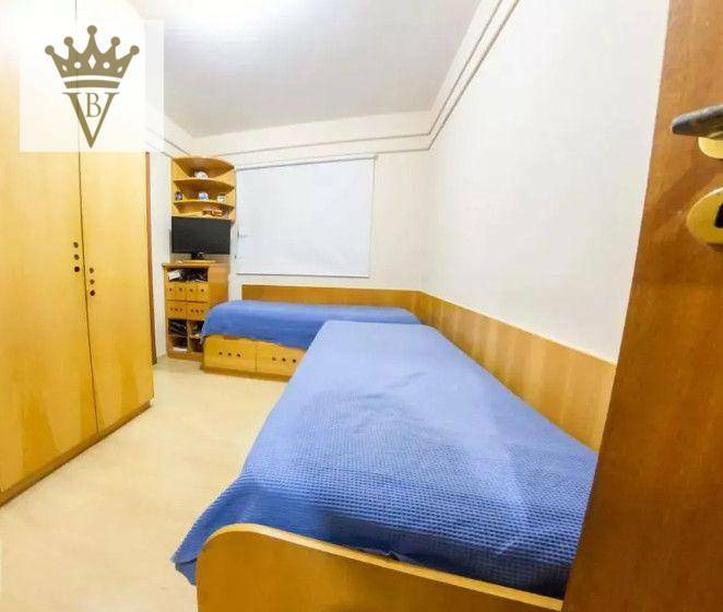 Apartamento à venda com 3 quartos, 140m² - Foto 7