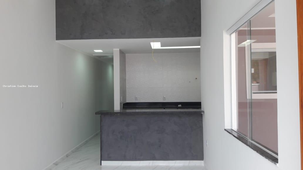 Casa à venda com 2 quartos, 240m² - Foto 17