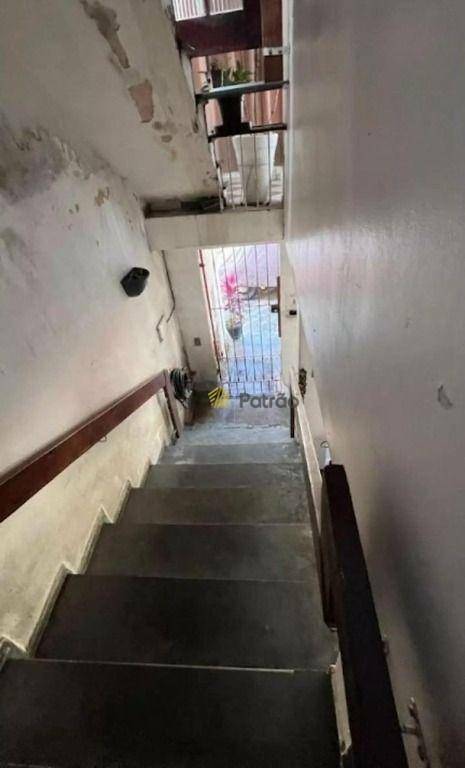 Sobrado à venda com 3 quartos, 245m² - Foto 22