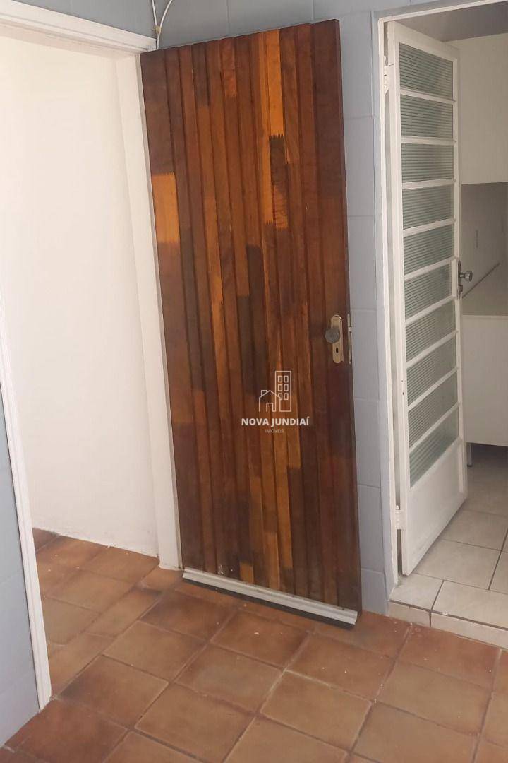 Casa para alugar com 3 quartos, 120m² - Foto 31