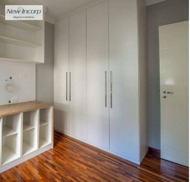 Apartamento à venda com 4 quartos, 195m² - Foto 18