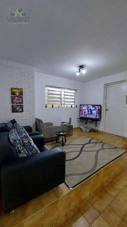 Casa para alugar com 5 quartos, 420m² - Foto 22