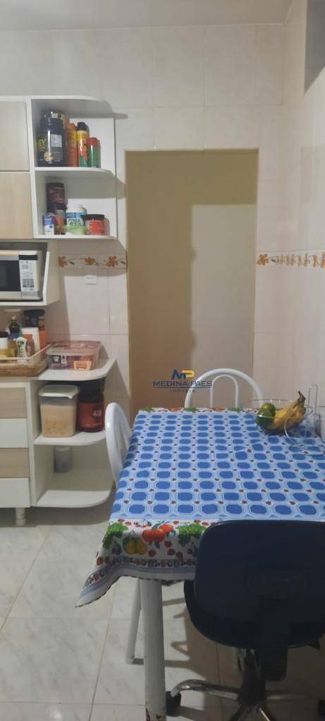 Casa à venda com 2 quartos, 200M2 - Foto 7