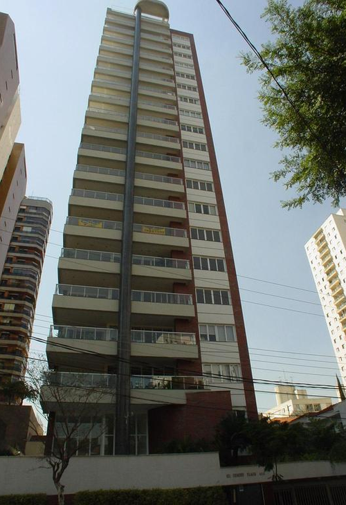 Apartamento à venda com 3 quartos, 180m² - Foto 1