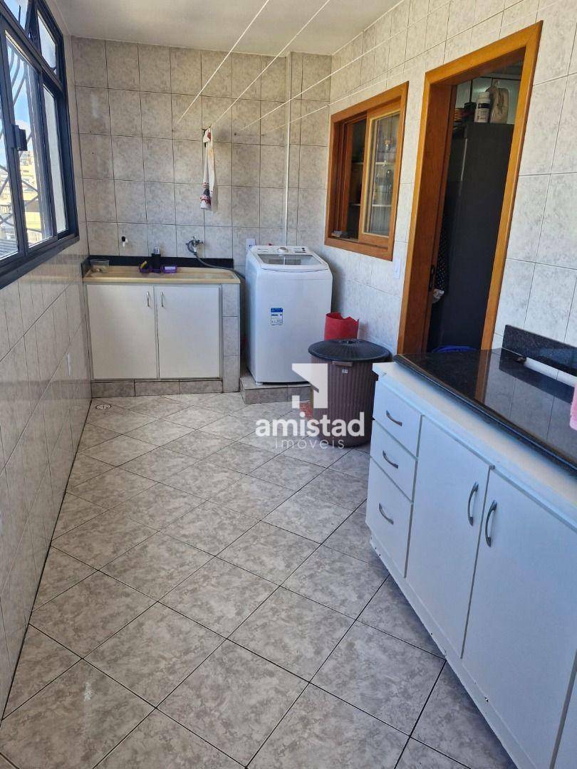 Apartamento à venda com 3 quartos, 122m² - Foto 8